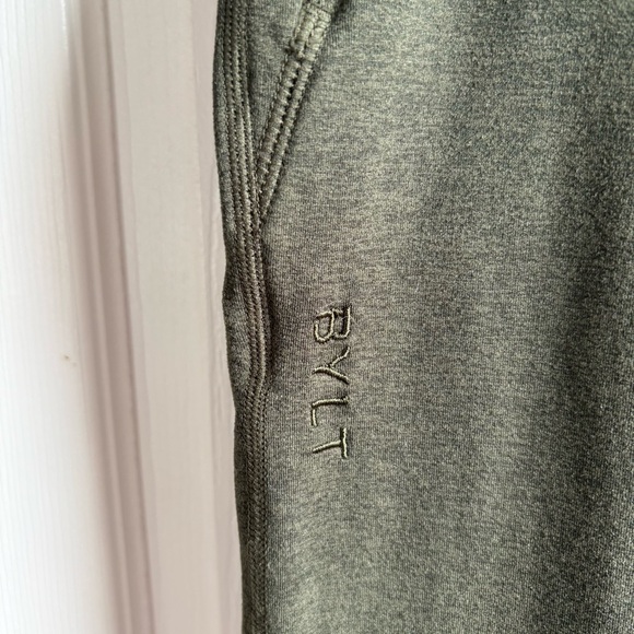 BYLT Premium Basics Essential Jogger Army Green Pocket Athletic Lounge M Soft - Picture 3 of 12